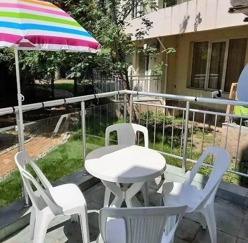 Central, 1 Bed Apt, 3* Yassen Slantschew brjag