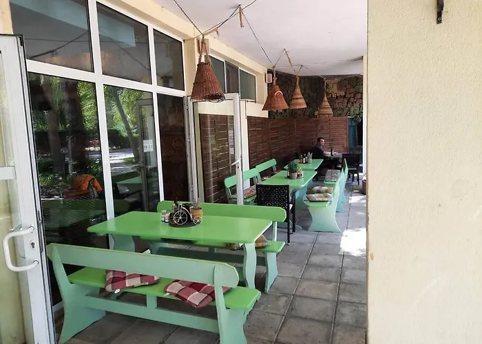 Апартаменты Central, 1 Bed Apt, 3* Yassen Солнечный берег